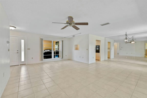 3115 GLEN ELYN BLVD # 8, SARASOTA, FL 34237, photo 2 of 45