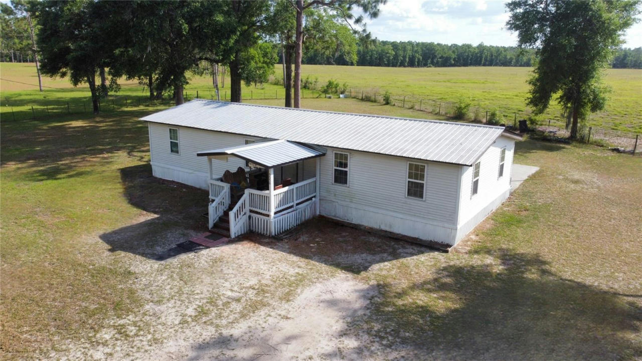 9556 SW US HIGHWAY 27, FORT WHITE, FL 32038, photo 1 of 21