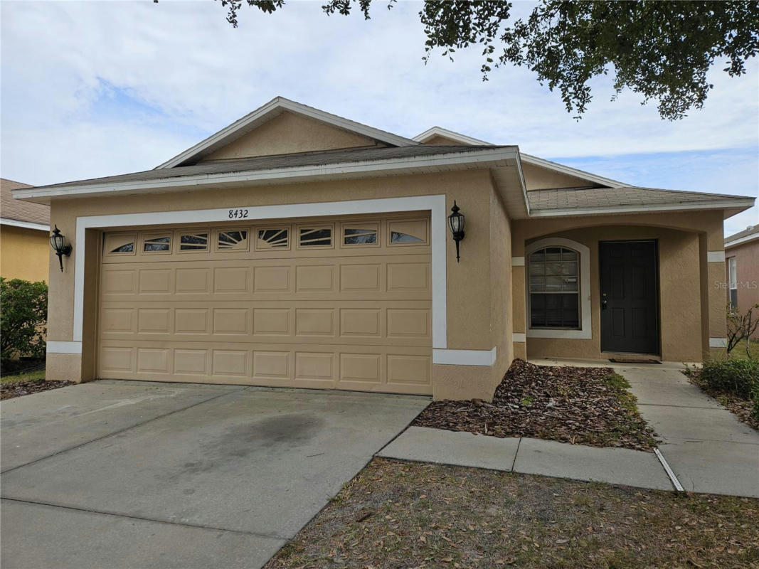 8432 DEER CHASE DR, RIVERVIEW, FL 33578, photo 1 of 30