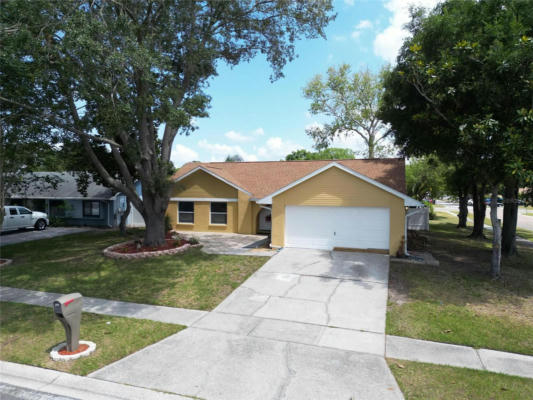 5101 GARDEN VALE AVE, TAMPA, FL 33624, photo 4 of 69