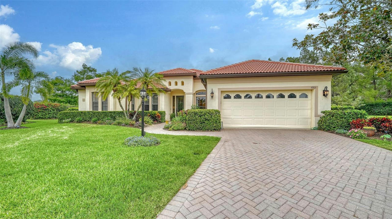 6801 TURNBERRY ISLE CT, LAKEWOOD RANCH, FL 34202, photo 1 of 52