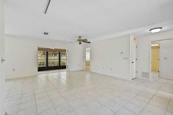 3115 GLEN ELYN BLVD # 8, SARASOTA, FL 34237, photo 4 of 45