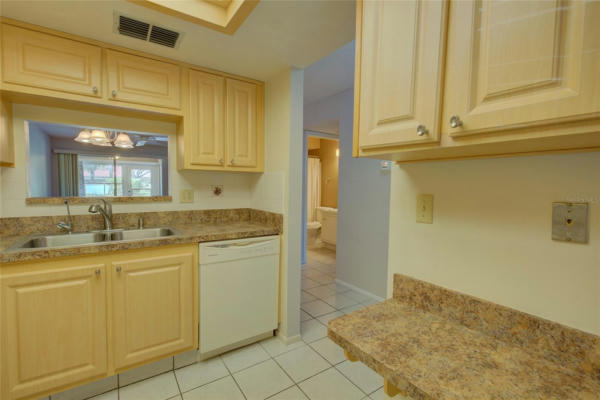 2465 NORTHSIDE DR APT 2205, CLEARWATER, FL 33761, photo 4 of 38