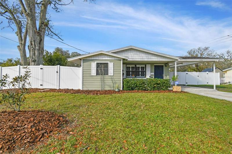 1403 N CRYSTAL TER, PLANT CITY, FL 33563 For Sale | MLS# T3425102 | RE/MAX