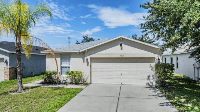 7719 CARRIAGE POINTE DR, GIBSONTON, FL 33534 - Image 1