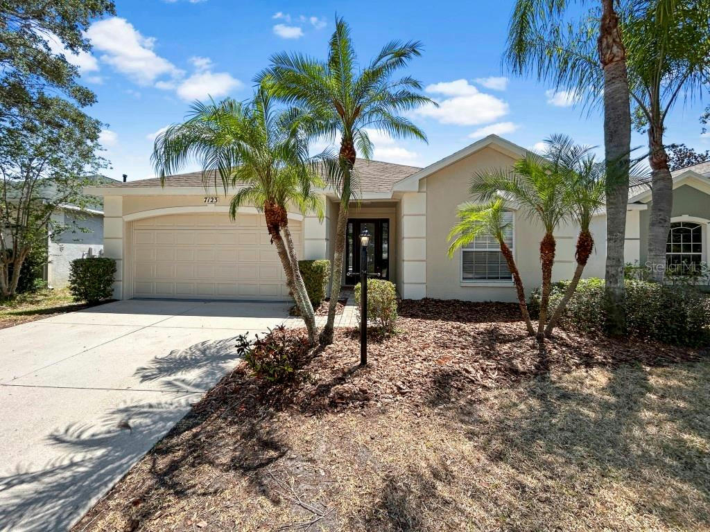 7123 BLUEBELL CT, LAKEWOOD RANCH, FL 34202, photo 1 of 23