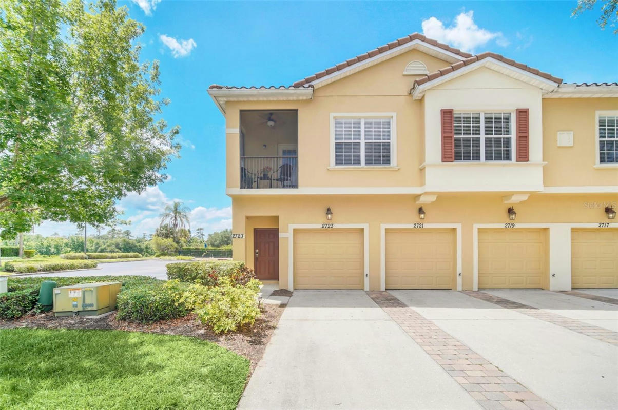 2723 OAKWATER DR # 2723, KISSIMMEE, FL 34747, photo 1 of 40