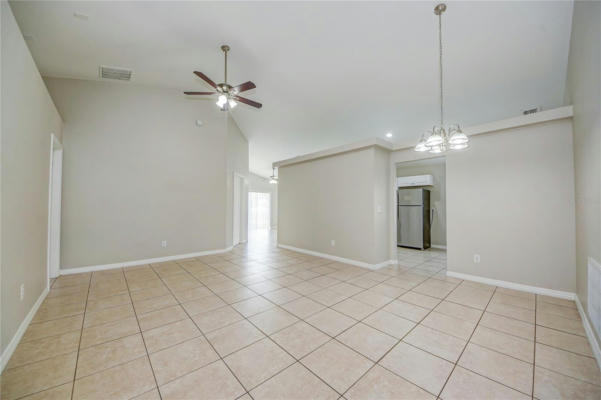 2304 WALNUT CANYON DR, KISSIMMEE, FL 34758, photo 4 of 25