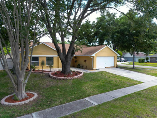 5101 GARDEN VALE AVE, TAMPA, FL 33624, photo 3 of 69